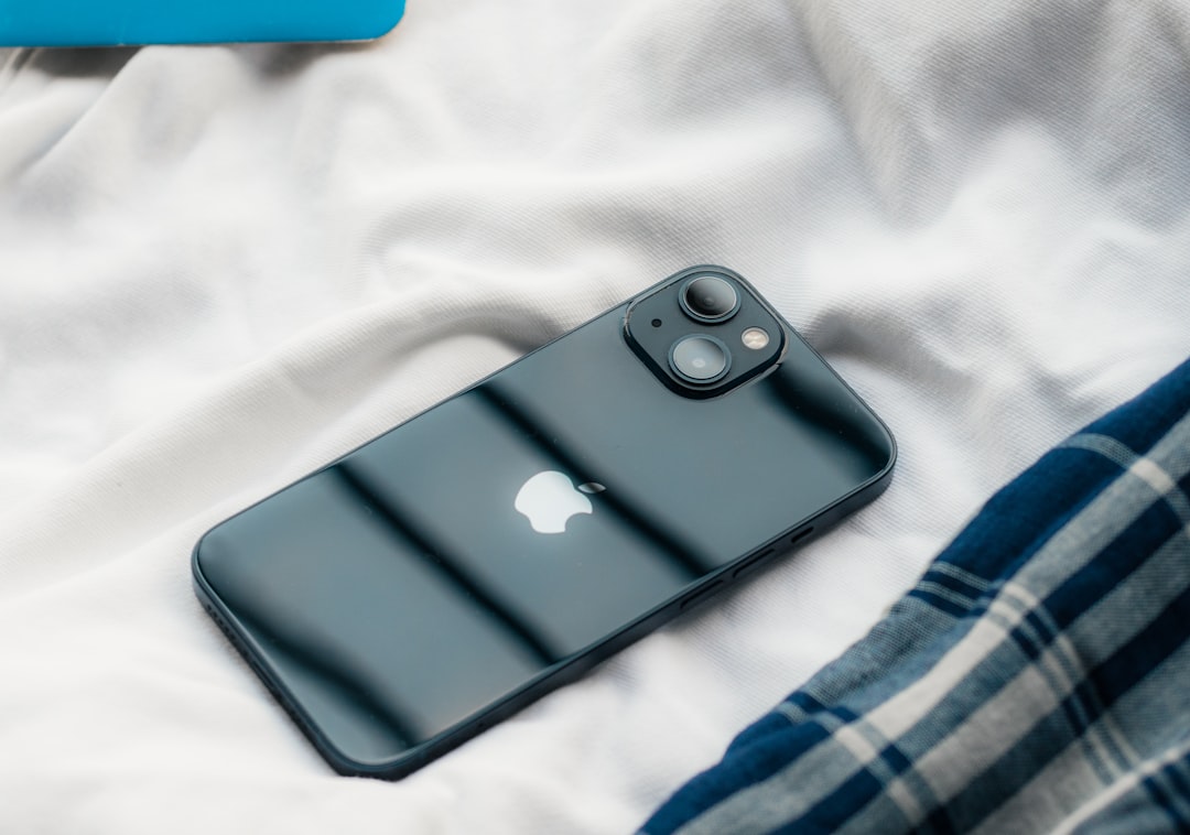 OnePlus 15T vs iOS 26.3.1: Complete Indian Buyer's Guide 2026 - The Tech Bharat Review — additional image